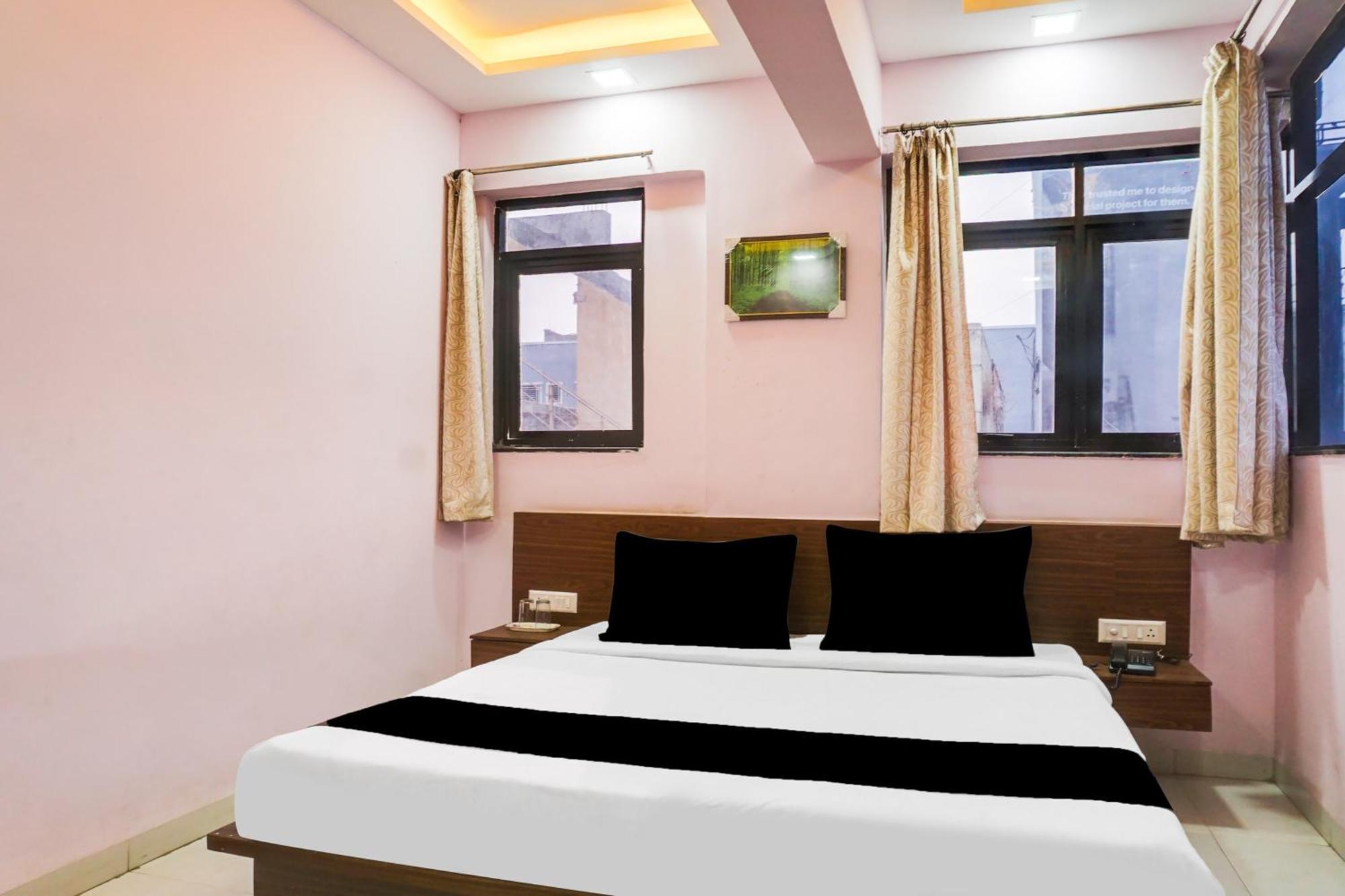 Super Collection O Chandan Nagar Kharadi Formerly Kharadi Inn 푸네 외부 사진